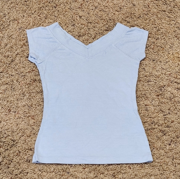 BDG Urban Outfitters Shannen v-neck ribbed top Medium (S/M) NWOT light blue - Picture 6 of 11